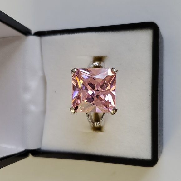 Vintage Jewelry - Gorgeous Pink Diamond Simulant Large Ring